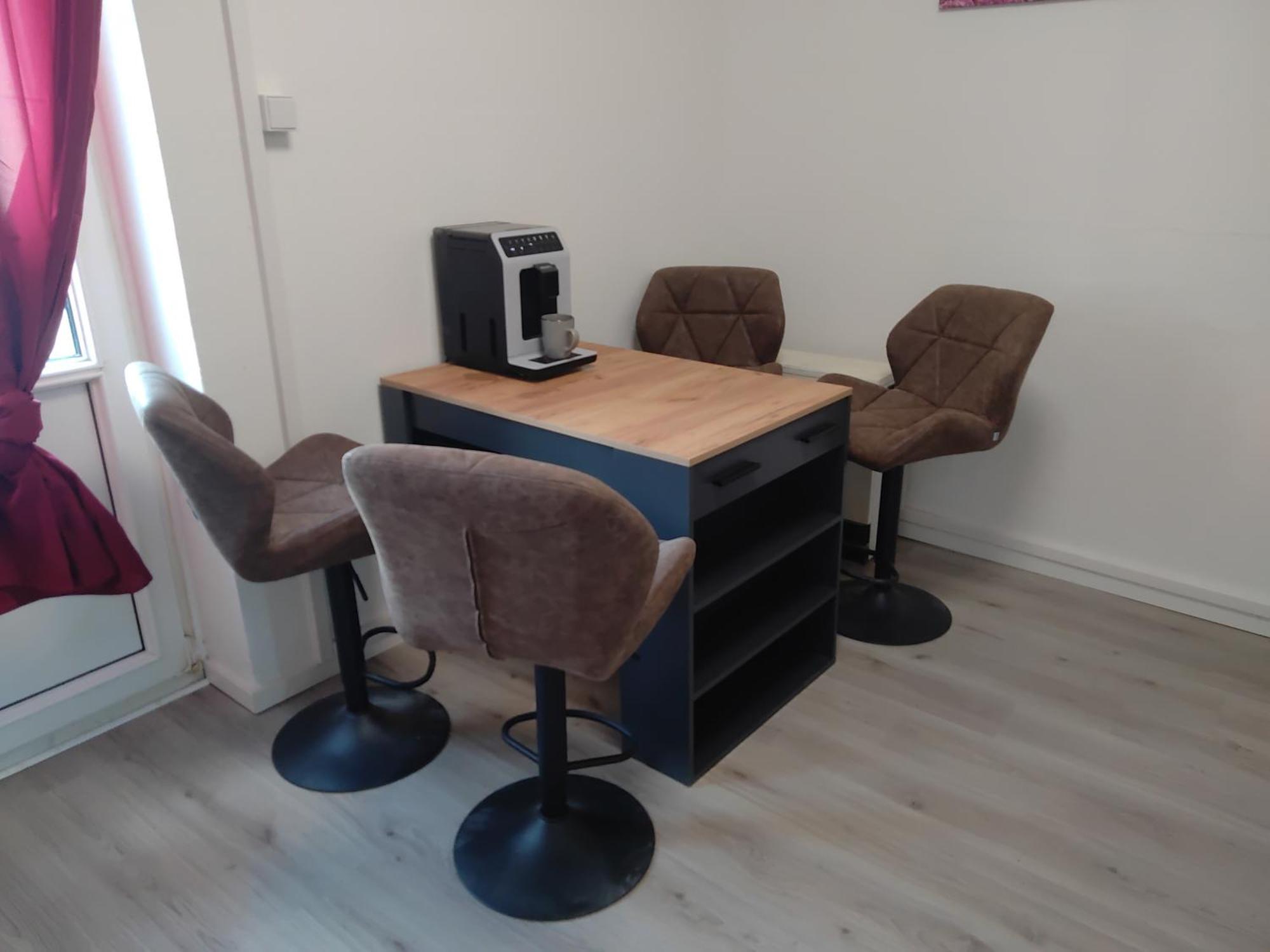 Modernes Im Stadtzentrum Apartment *